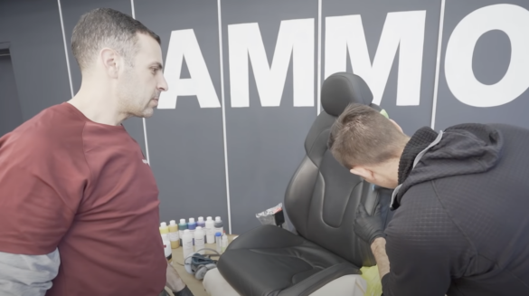 [VIDEO] How to Repair Damaged Car Seat Audi R8 Leather Repair Steps (Video)